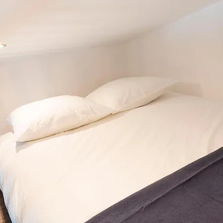 Proche Place Saint-sauveur * カーン