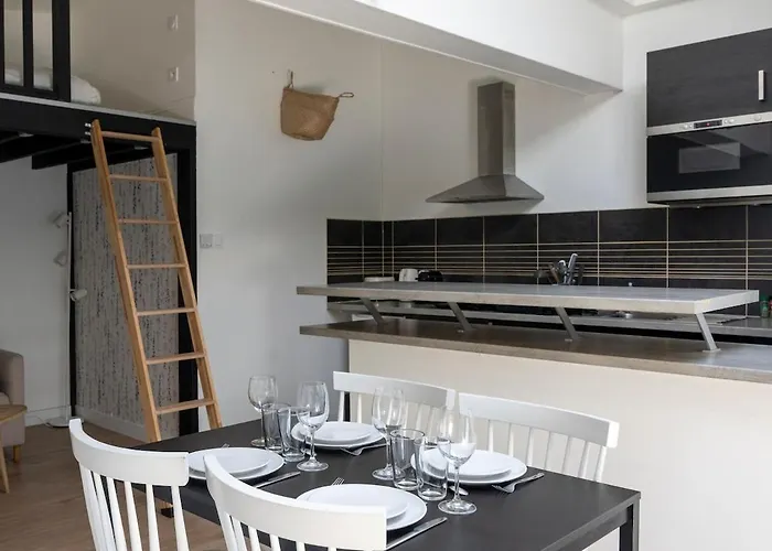 Proche Place Saint-sauveur Apartment *