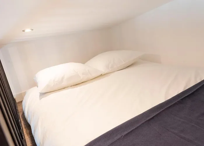 Proche Place Saint-sauveur * Caen